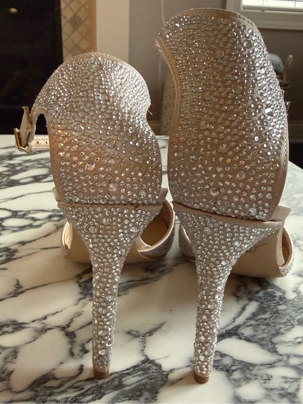 Jewel Badgley Mischka Jailene Champagne Satin Rhinestone Pump Size 9 NEW - Picture 9 of 13